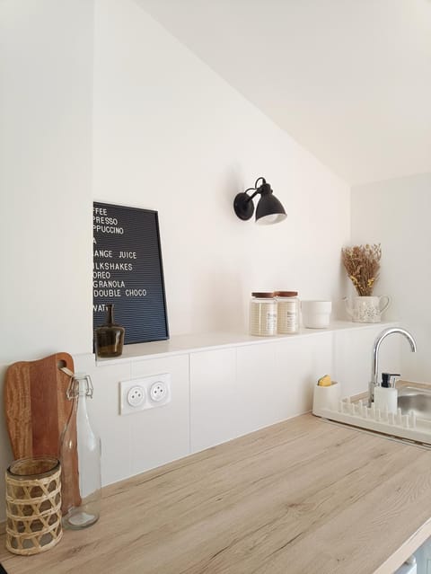 Coffee/tea facilities, Kitchen or kitchenette, toaster