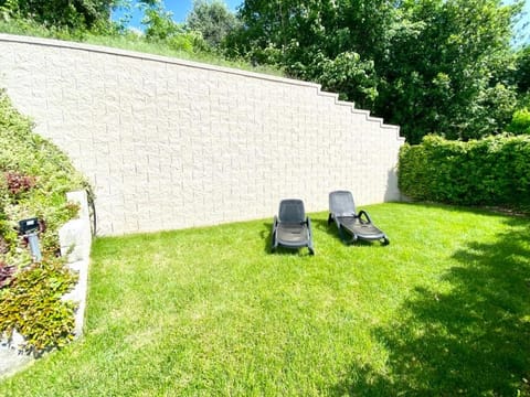 Spring, Natural landscape, Garden, sunbed