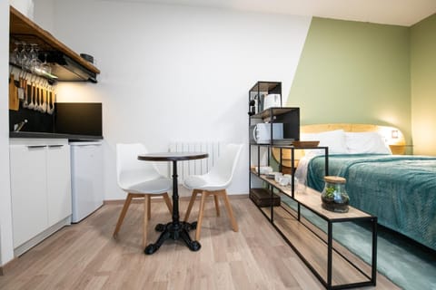 Kitchen or kitchenette, Photo of the whole room