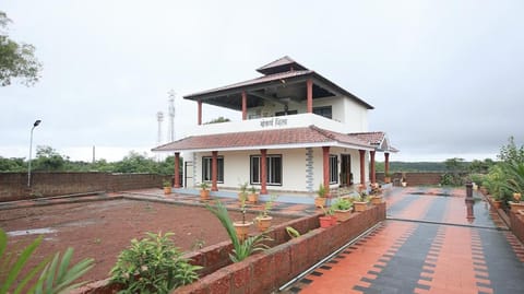 Property building, Garden