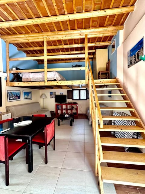 Living room, Bedroom