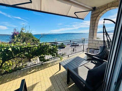 Day, Balcony/Terrace