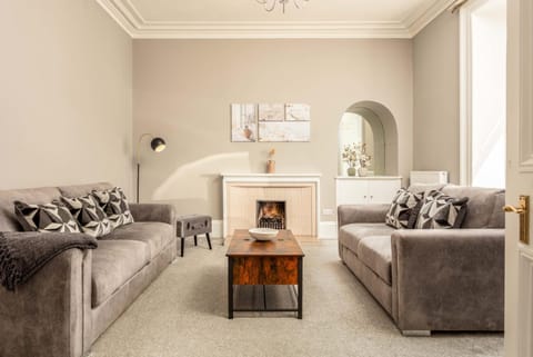 South Beach View Apartment in Troon