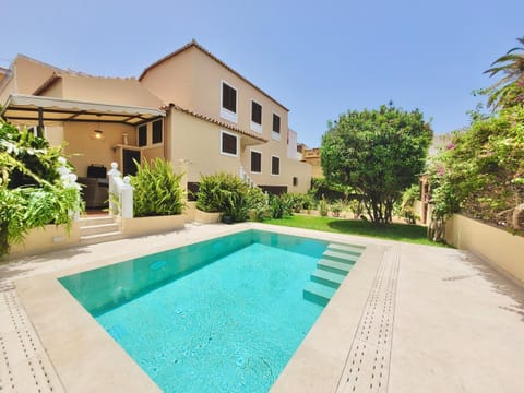Pool view, Swimming pool, Swimming pool