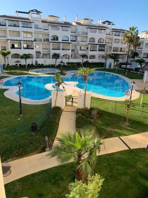 Spring, Day, Natural landscape, Garden, Swimming pool, Location