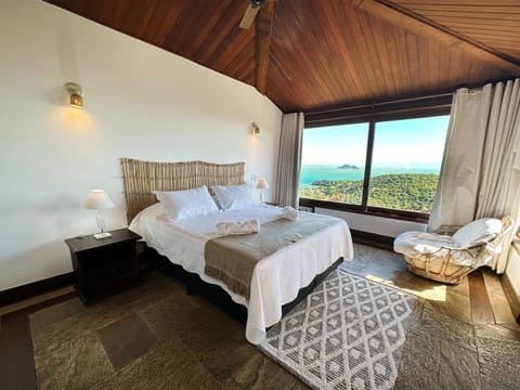 Bed, Bedroom, Mountain view, Sea view, towels