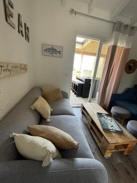 Studio climatisé tout confort à 100 m de la plage Apartment in Lumio