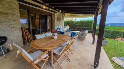 Patio, View (from property/room), Balcony/Terrace, Seating area, Dining area