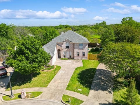 Property building, Bird's eye view