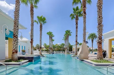 Lily Pad House in Carillon Beach