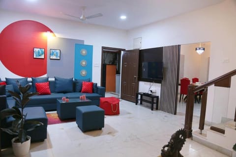 TV and multimedia, Living room, Seating area