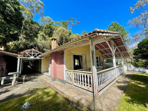 SÍTIO ALTO DA COLINA House in Nova Friburgo