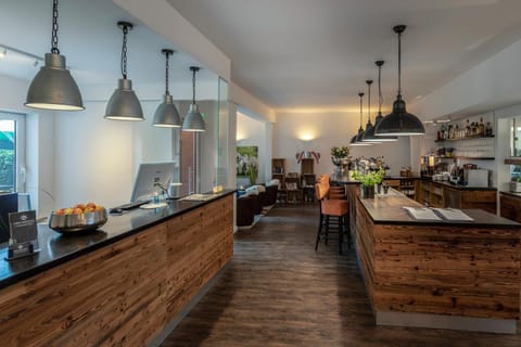 Lobby or reception, Lounge or bar