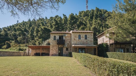 Stone Made Private Pool Villa 4 Kriopigi House in Halkidiki