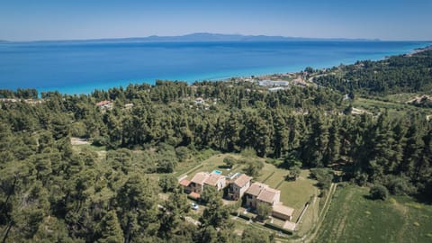 Stone Made Private Pool Villa 4 Kriopigi House in Halkidiki