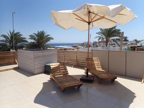 Patio, Day, Natural landscape, View (from property/room), Balcony/Terrace, Balcony/Terrace, Sea view, sunbed