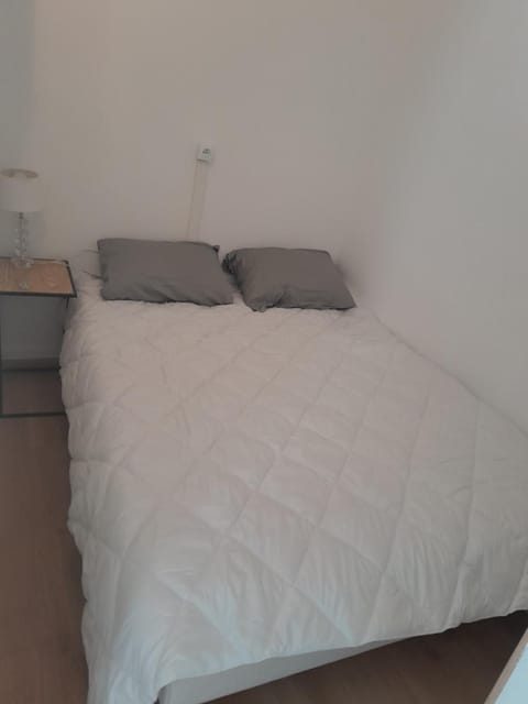 Bel appartement à deux pas de paris Apartment in Paris