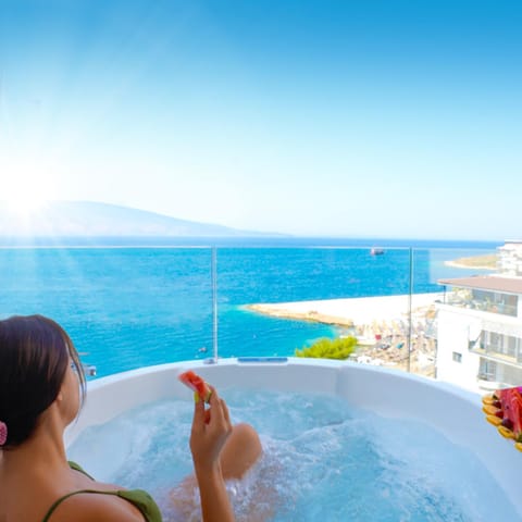 People, Hot Tub, View (from property/room), Pool view, Sea view, group of guests, Bath