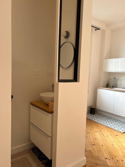 Chambre toute équipée Bed and Breakfast in Lisieux