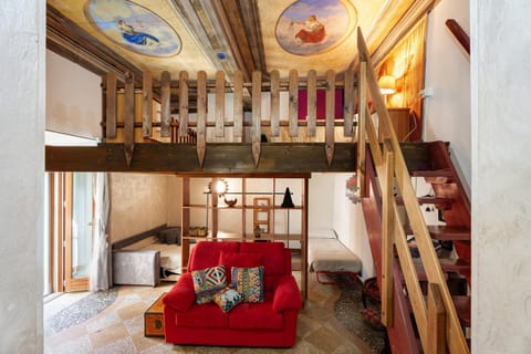 Antro Di Circe - Orta Centro Apartment in Orta San Giulio