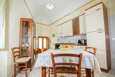 DA NONNA GENEROSA Casa Vacanze House in Basilicata