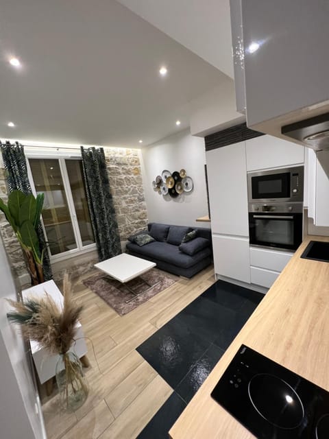 Living room, Dining area, minibar, pet friendly, stove
