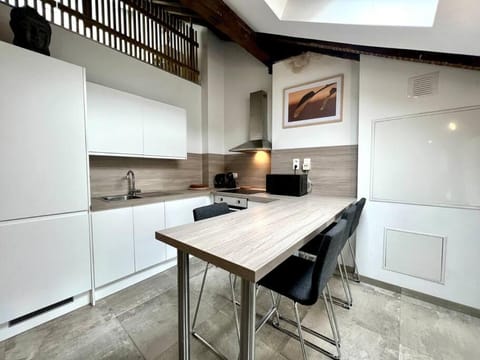 Le Belvédère de la Rose-Hors château, hypercentre Apartment in Liège