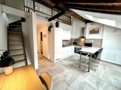 Le Belvédère de la Rose-Hors château, hypercentre Apartment in Liège