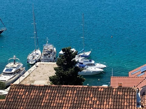 SEASPRAY APARTMENTS TISNO Apartment in Tisno