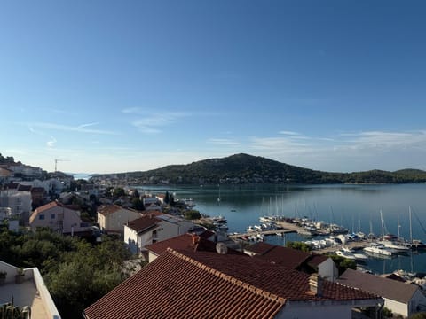 SEASPRAY APARTMENTS TISNO Apartment in Tisno