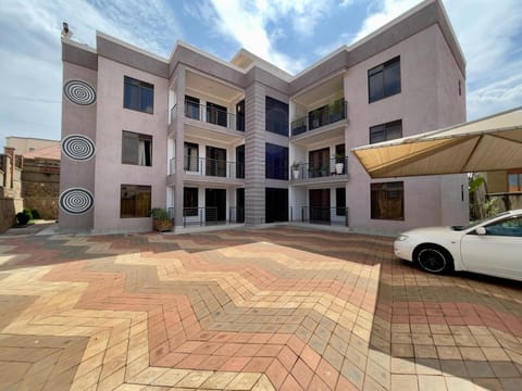 Property building, Facade/entrance, Day, Parking