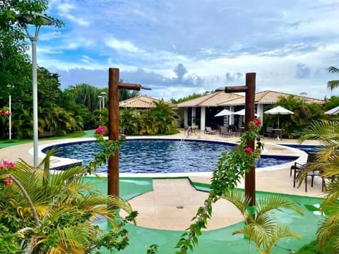 Garden, Swimming pool