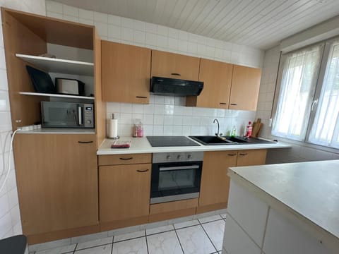 Spacieuse maison avec garage 5 mins valenciennes House in Valenciennes