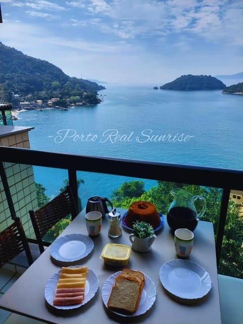 Porto Real Sunrise Apartment in Mangaratiba