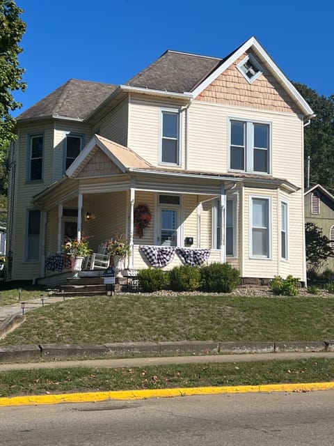 Property building, Neighbourhood, Street view