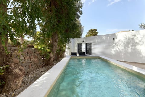 View (from property/room), Balcony/Terrace, Balcony/Terrace, Pool view, Swimming pool, Swimming pool