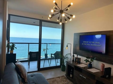 Living room, Sea view