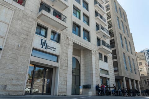 Property building, Facade/entrance, Street view