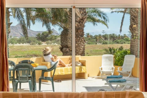 Natural landscape, View (from property/room), Balcony/Terrace, Dining area