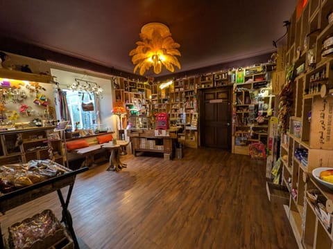 Lobby or reception, Supermarket/grocery shop