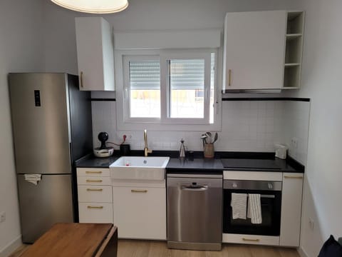 Kitchen or kitchenette, dishwasher, minibar, pet friendly, stove