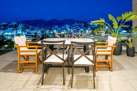 Gioma Luxury Suites - Lake View - Jacuzzi Apartment in Akti Koundourou