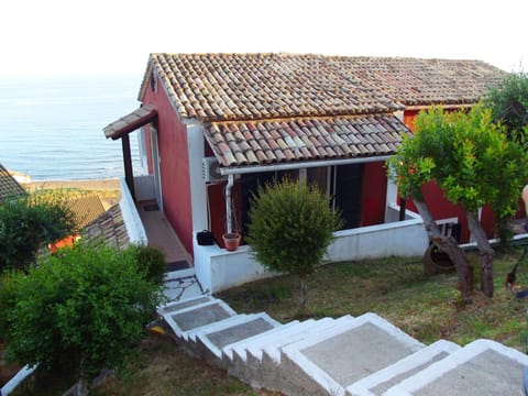 Property building, Facade/entrance, Garden view