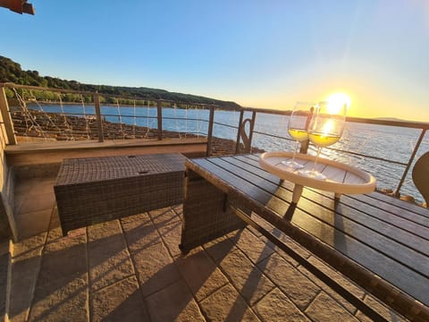 Day, Natural landscape, View (from property/room), Balcony/Terrace, Lake view, Sunset