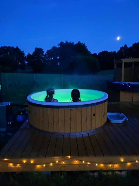 Night, Natural landscape, Hot Tub