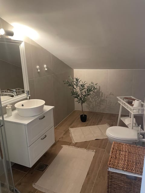 Apartmant SEASIDE - 2 min from beach, great terrace Apartment in Šibenik-Knin County, Croatia