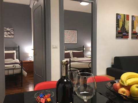 Food and drinks, Decorative detail, Dining area, On site