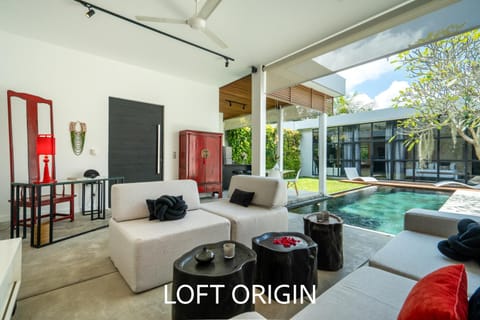 Living room, Swimming pool