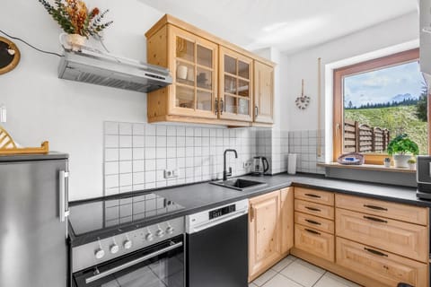 CASARINA - Alpentraum am Barmsee mit Garten Apartment in Mittenwald