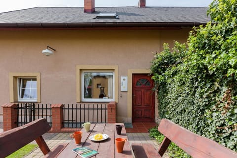 Patio, Garden, Garden view
